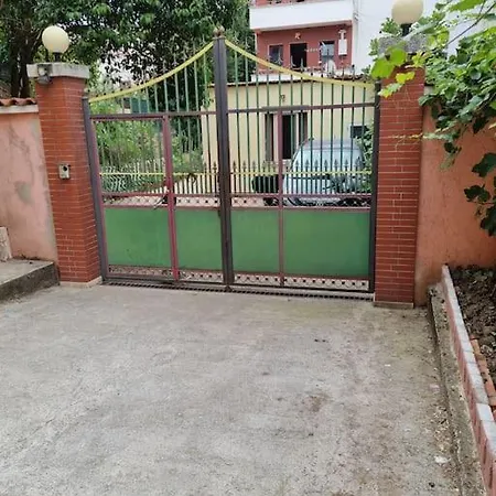 Friendly Dogs House Apartmán